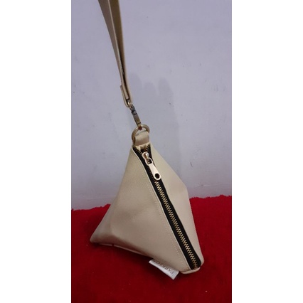 Tas UNIK SEGITIGA Brand PARKSON Preloved Cantik Murce