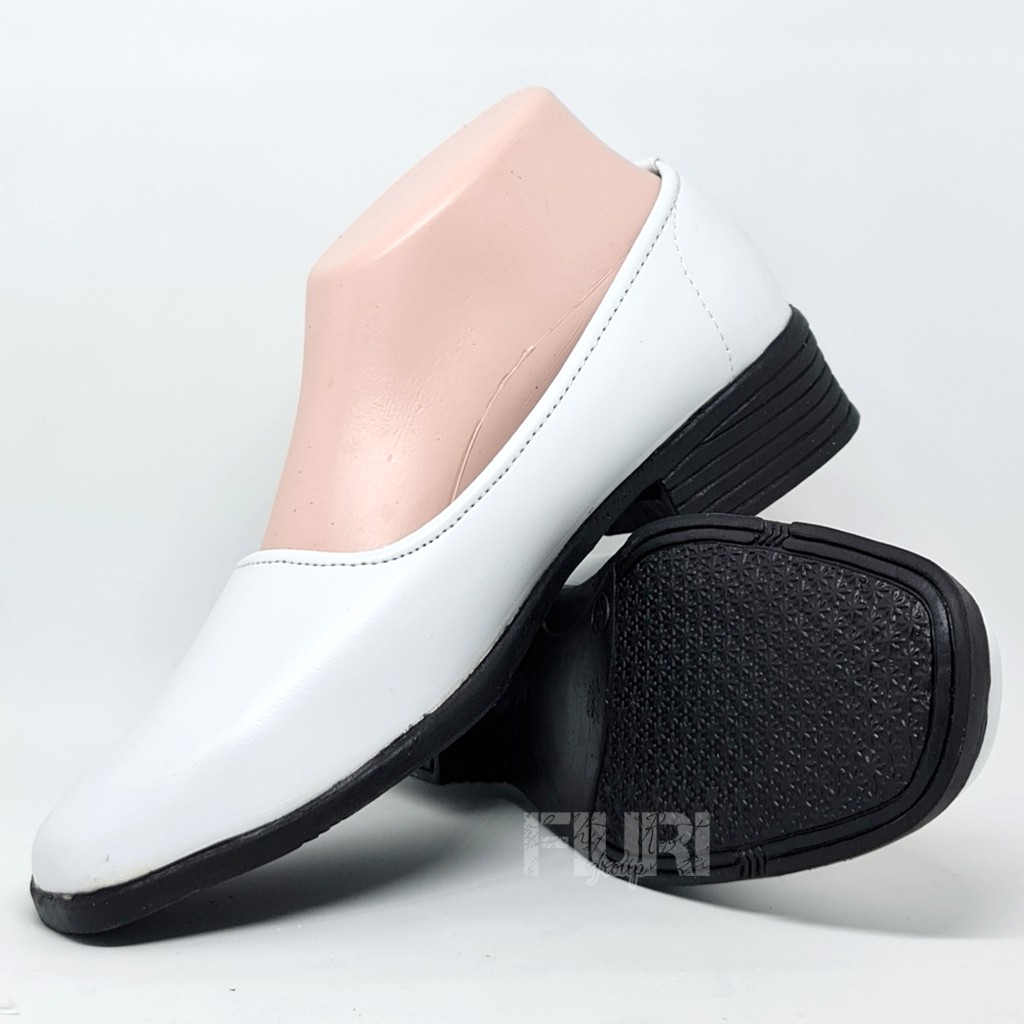 FIURI - SEPATU PANTOFEL WANITA PUTIH 36-42 POLOS SLIP ON HAK 3CM - SEPATU SEKOLAH PERAWAT SUSTER BIDAN PASKIB HAK TAHU 3 CM UPACARA PASKIBRA - SEPATU FORMAL PEREMPUAN SD SMP SMA PELATIHAN OSPEK KERJA KANTOR RESMI KULIT IMITASI MURAH PROMO DISKON