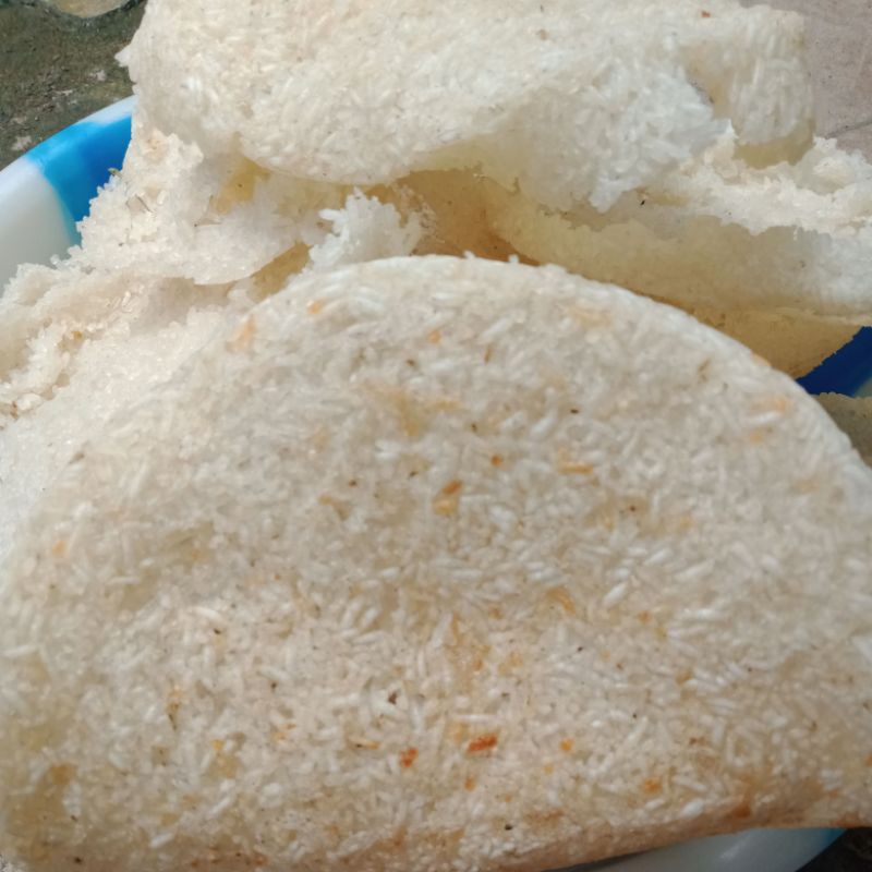 

kerak nasi mentah 1kg