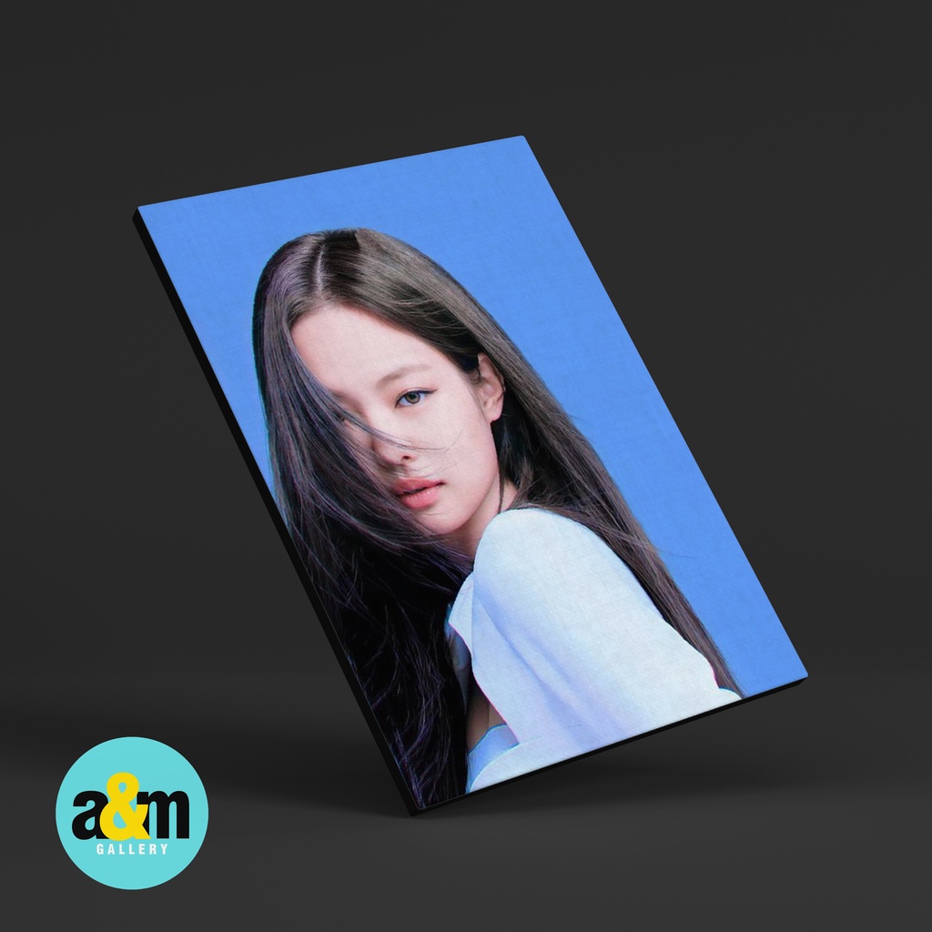 Poster Kayu JENNIE BLACKPINK Hiasan Dinding Kamar K-POP I Pajangan Dinding Kamar K-POP Wall Decor Kamar - A&amp;M