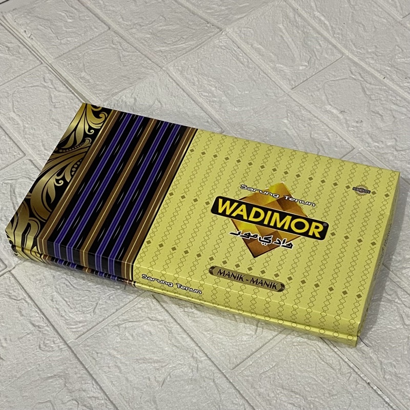 sarung wadimor motif manik-manik