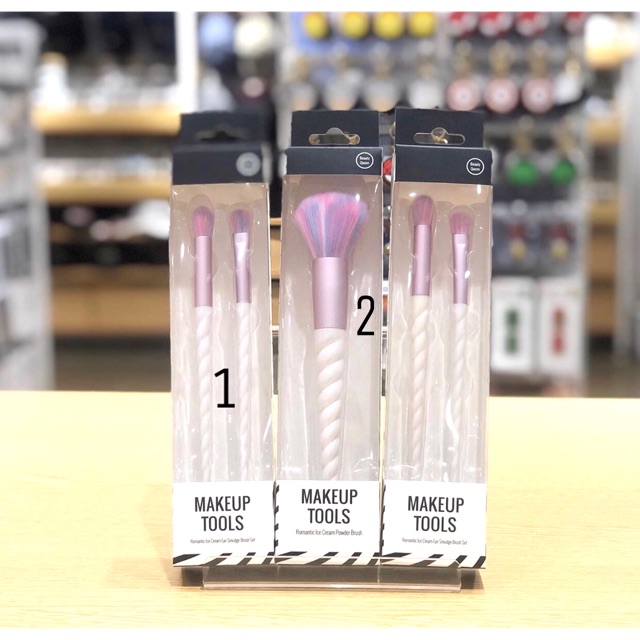 BRUSH MAKE UP TOOLS MINISO ROMANTIC ICE CREAM POWDER BRUSH