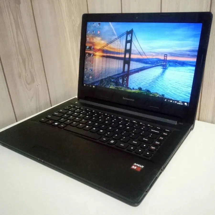 Laptop Lenovo AMD A8 VGA AMD Radeon RAM 4GB 500GB HDD Bekas Second