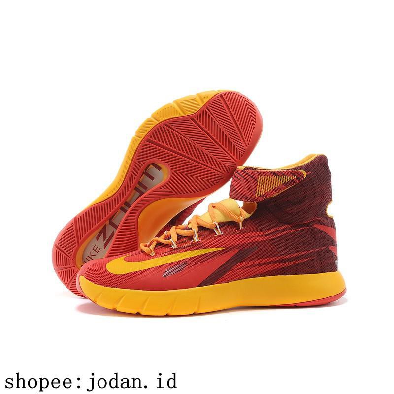 nike zoom hyperrev 2018