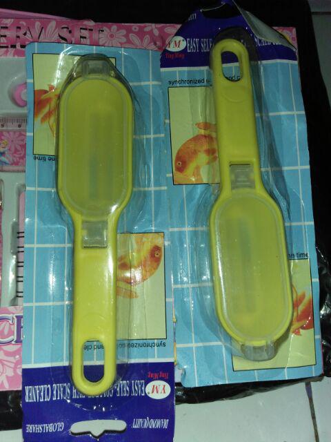 Alat Pembersih Buang Sisik Ikan