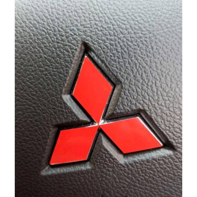 Stiker logo emblem stier stir xpander pajero Outlander  merah