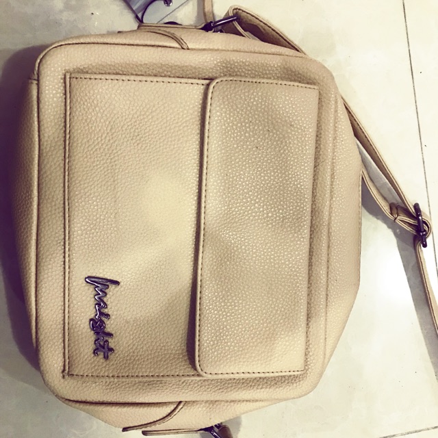 Tas selempang insight