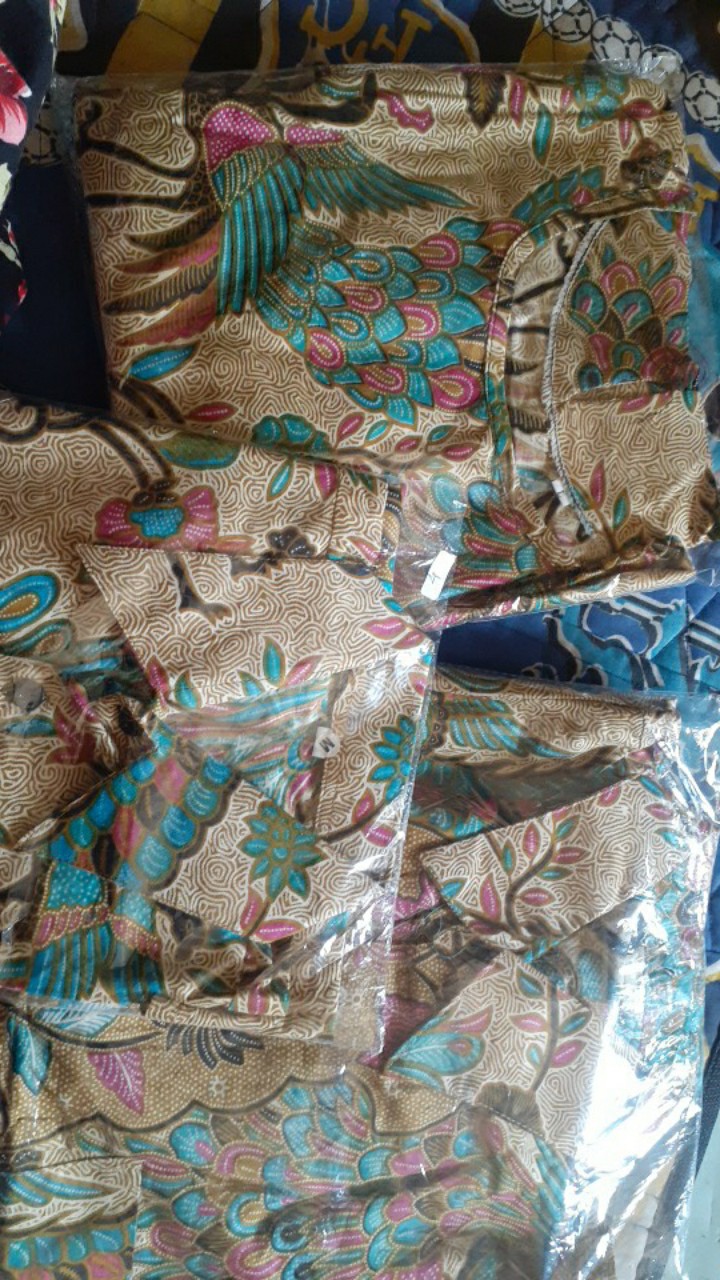 Keluarga New Batik Couple Modern Cendrawasi