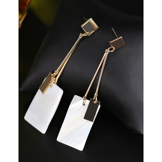 LRC Anting Tusuk Fashion Real Gold Alloy Shell Square Earrings F79764