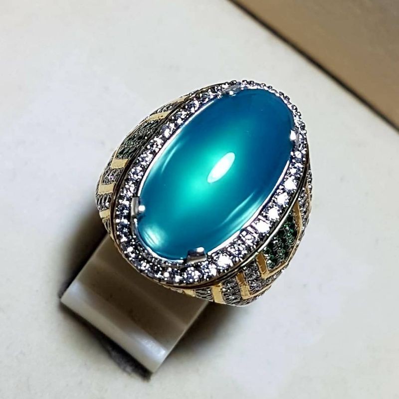 bacan bluish