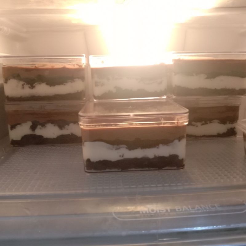 

DESSERT BOX TERJANGKAU, AFFORDABLE, ENAK BANGET, BERKUALITAS, LEMBUT, LOKASI DEPOK
