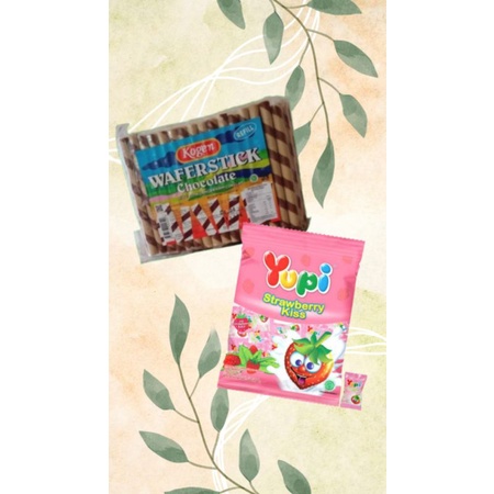 

paket refill/ kogen wafer stick chocolate refill/yupi candy gummy kiss strawbery 110g