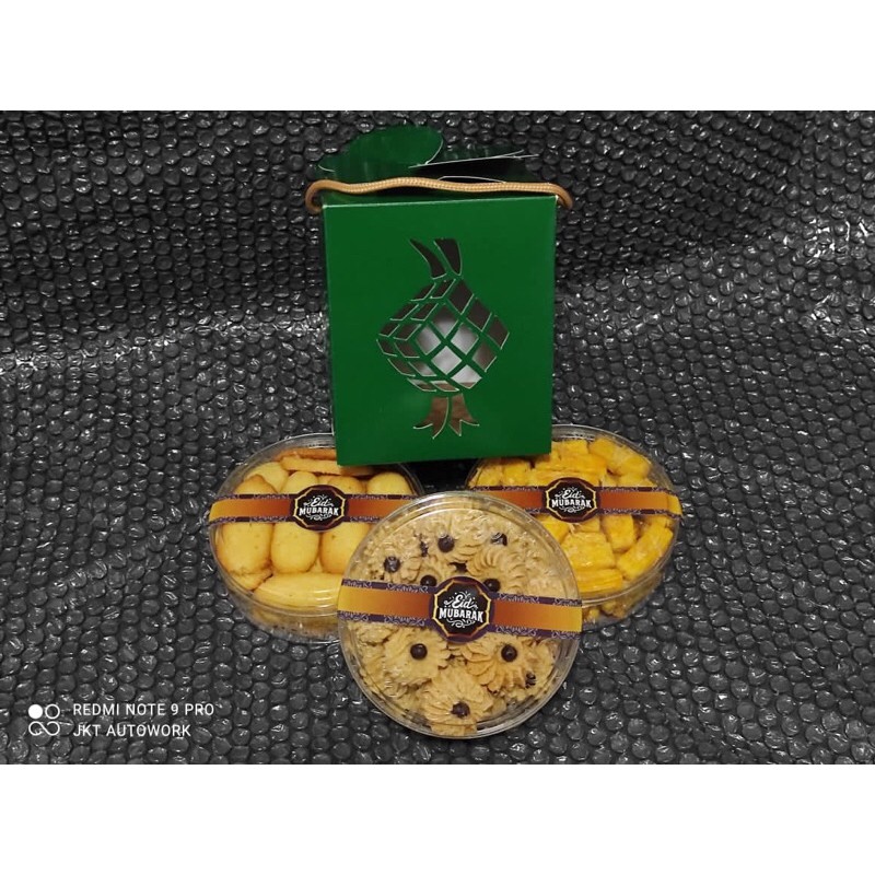 

Hampers Mini Lebaran || Package Hampers Lebaran isi 3 Toples Kuker Homemade