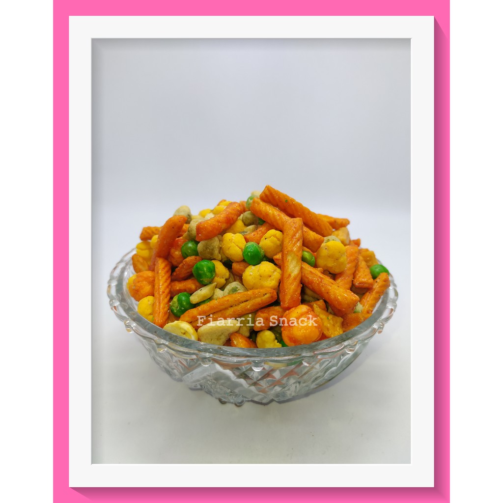 

KORO CAMPUR (MIX NUT) 250 Gram / Snack Kekinian / Terlaris