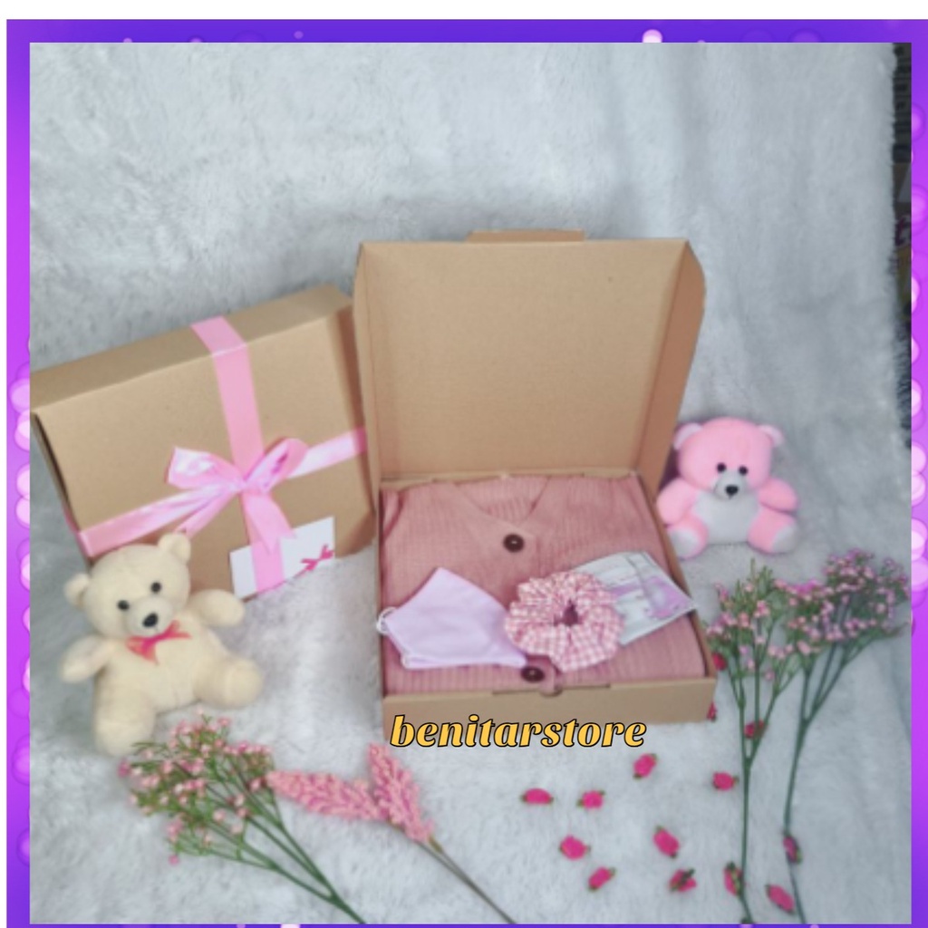 

Best Seller!! Hamper Cardigan wisuda ultah anniversary gift set murah