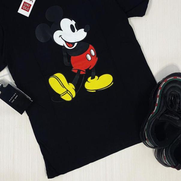 KAOS UNIQLO DISNEY MICKEY MOUSE KAOS UT UNIQLO