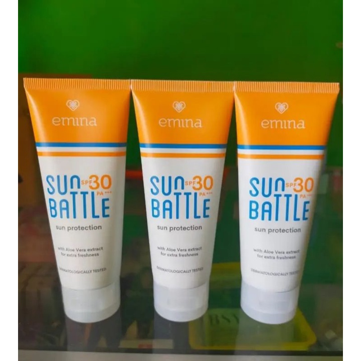 EMINA sunblock/sunscreen