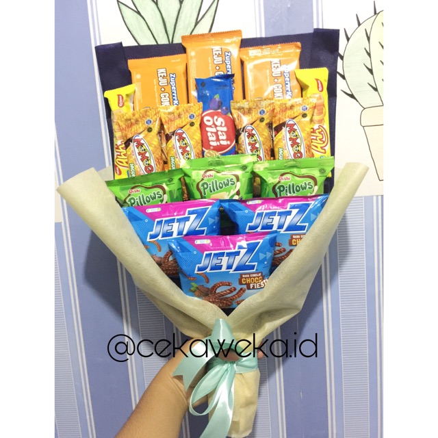 

B15 | Bouquet Snack | BISA DIKIRIM DIHARI YANG SAMA / Bucket Jajanan / Buket Ciki termurah