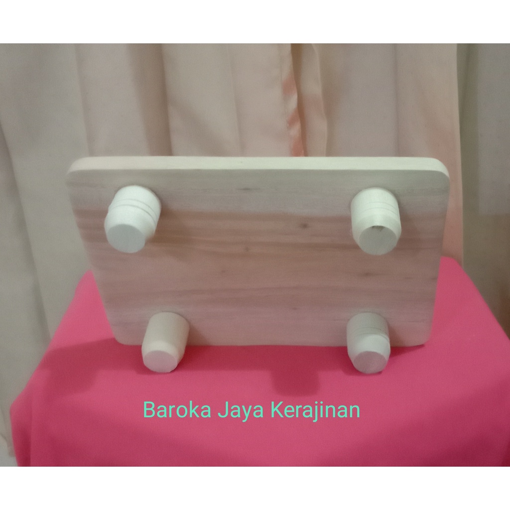 Telenan Kayu Kotak Pakai Kaki