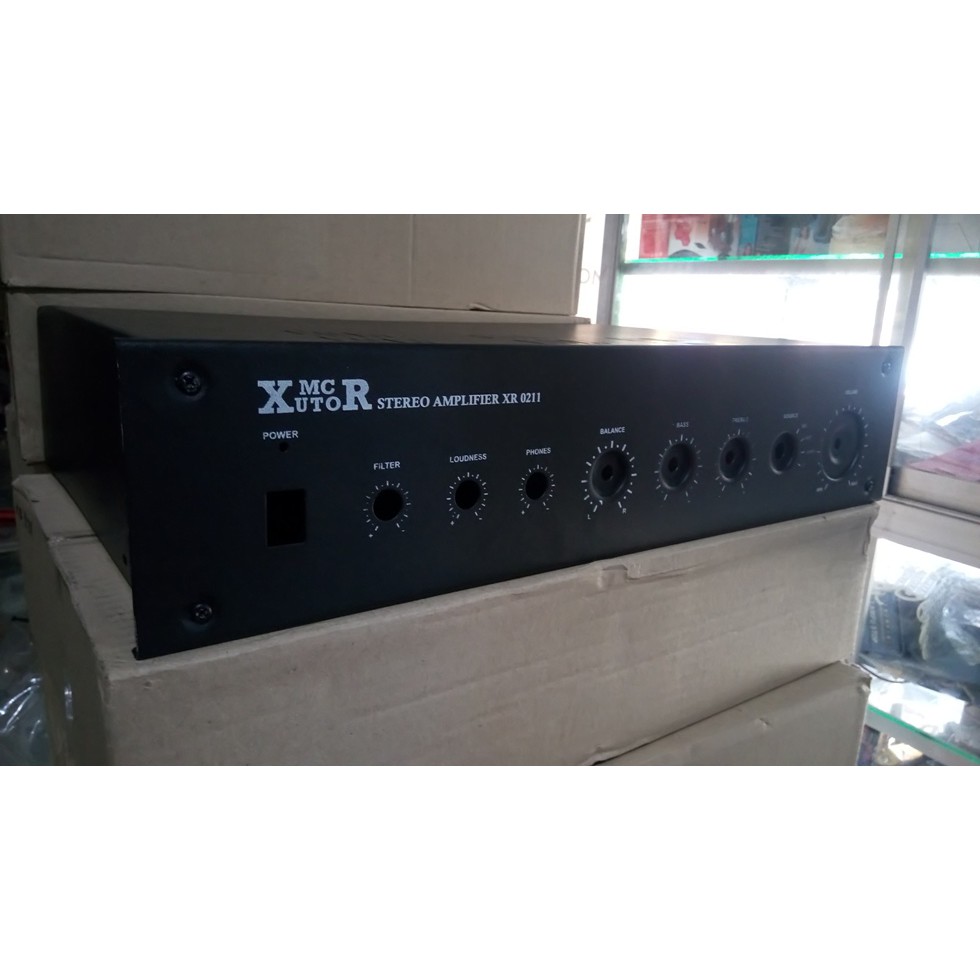 BOX POWER AMPLIFIER PROFESIONAL SOUND SYSTEM XUTOR XR0211 TEBAL