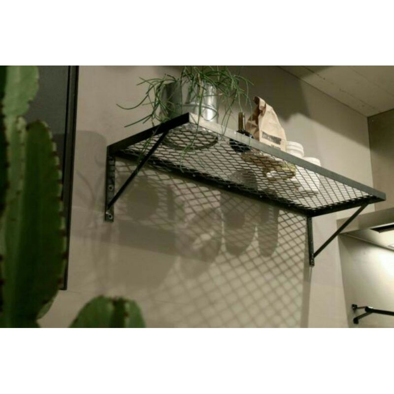 Standing Pot Panjang Besi - Rak Pot Bunga Besi Hiasan Dinding Rumah