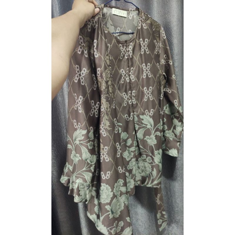 Preloved Sumbawa Blouse Wearing Klamby