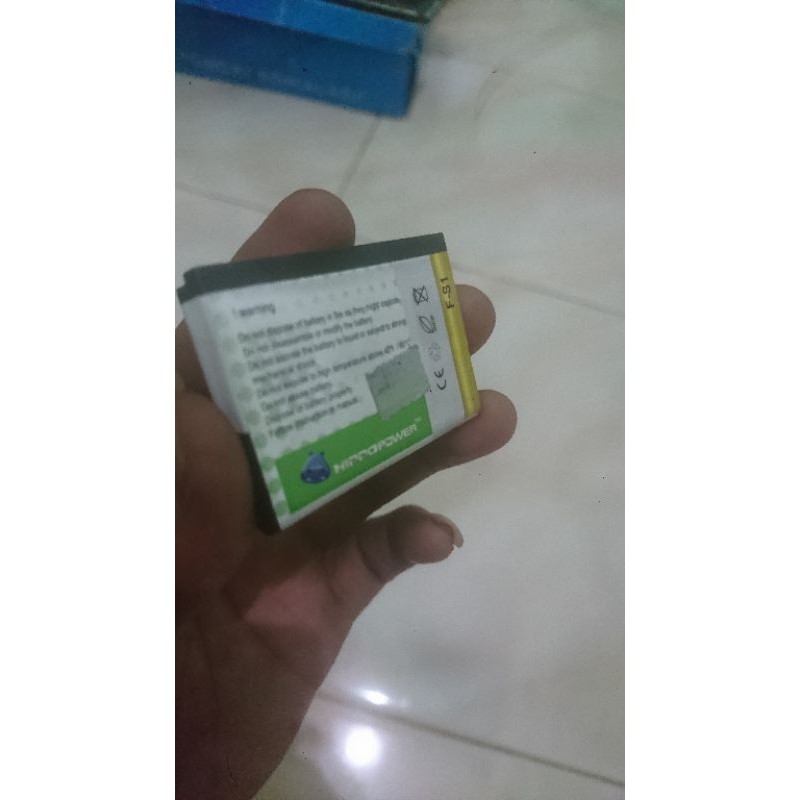 baterai Blackberry 9800 Torch hippo