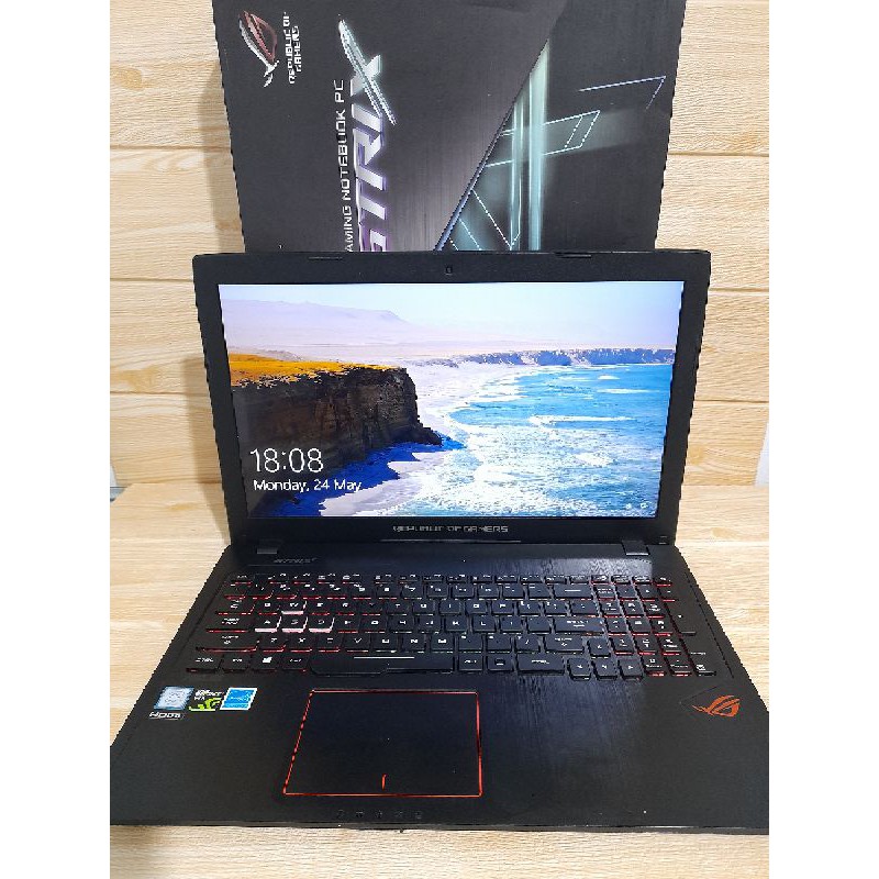 Laptop Asus Gaming GL553VE i7/16gb/128 gb ssd like new