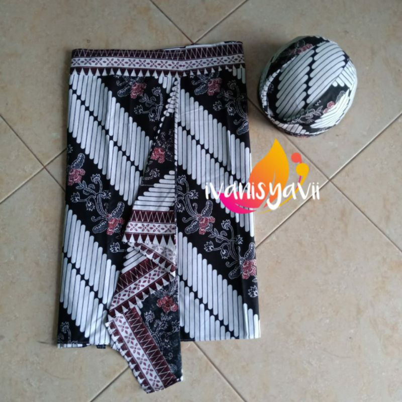 Set Sapit Urang + Blangkon, Motif Parang Kembang