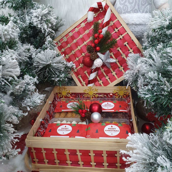 

Paket dekorasi hampers natal christmas parcel hadiah kue kering 80