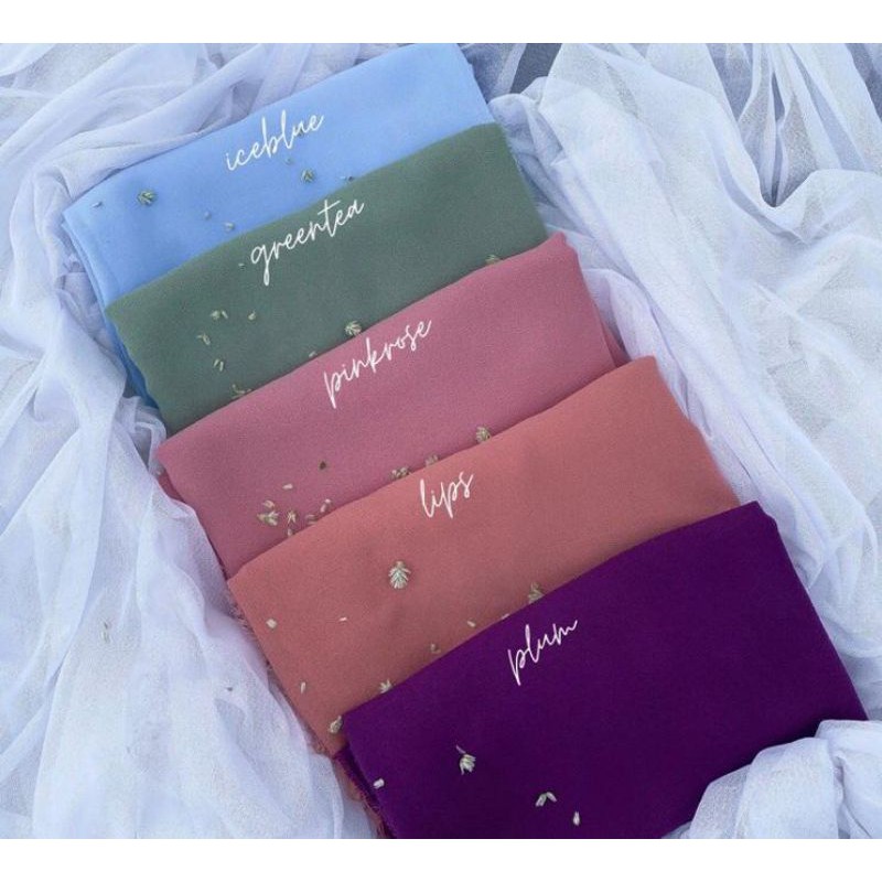 Phasmina Naura Hijab