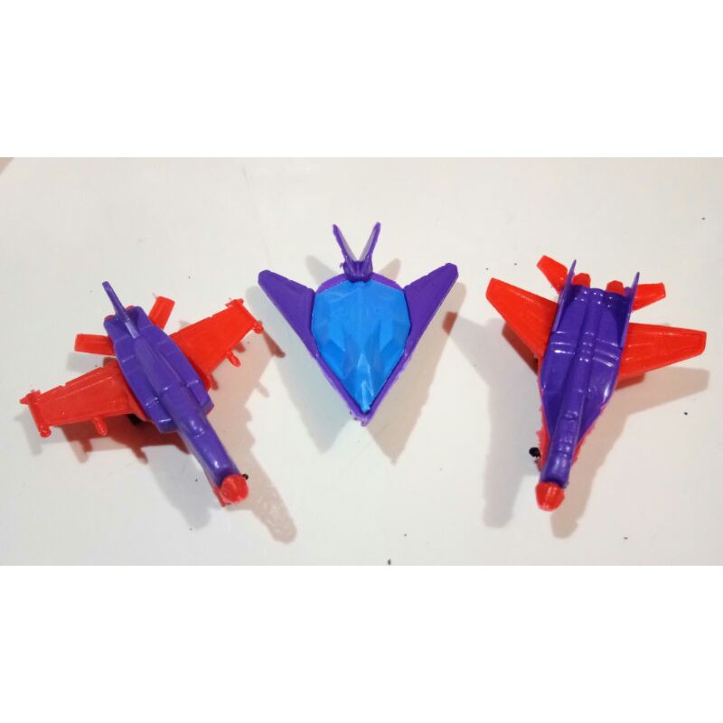 MAINAN PESAWAT TERBANG MINI