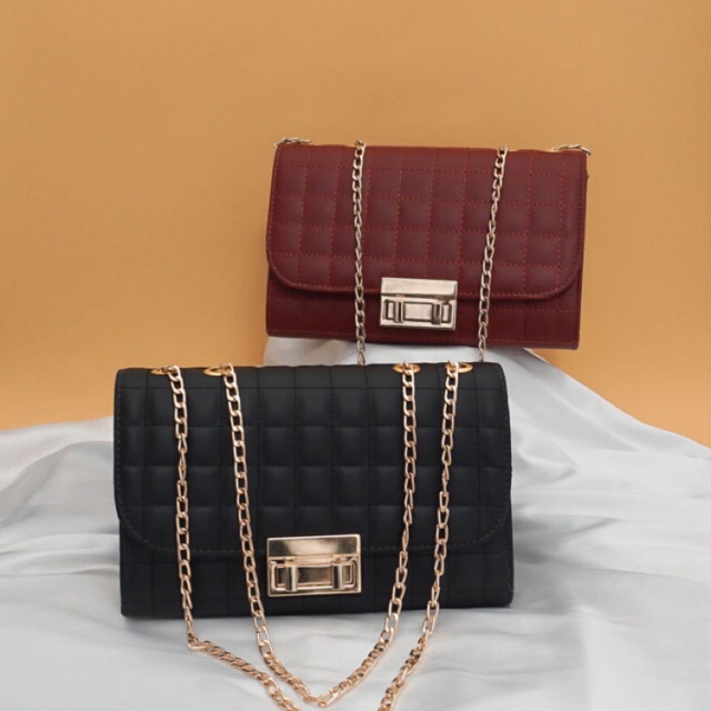 TAS WANITA SLINGBAG LEYA JOY BAG HITAM