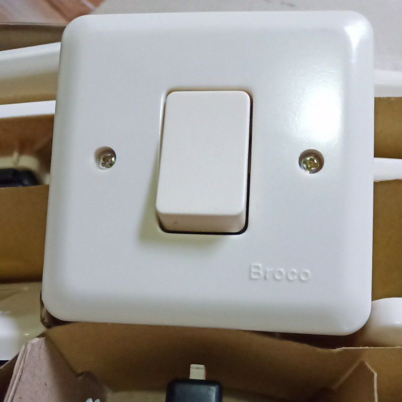 Saklar broco tanam Tunggal singel saklar lampu listrik merk broco ori