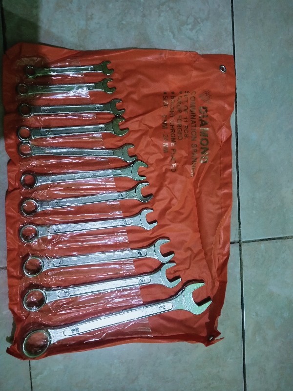 Kunci Ring Pas Set 8-24 Mm (11 Pcs)-diamond