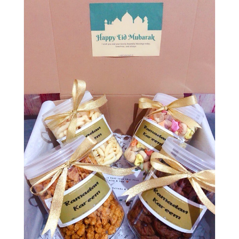 

hampers gift box kado ultah kado wisuda kado wedding