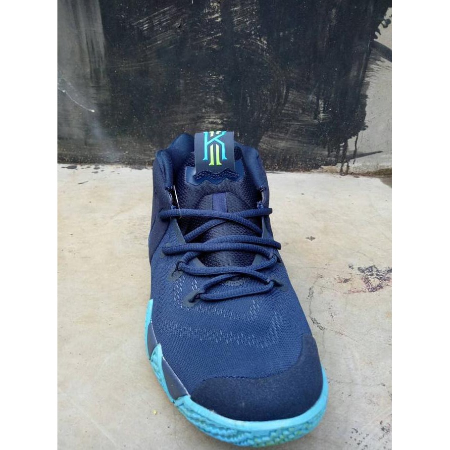 Nike Kyrie 4 Dark Obsidian Man Premium Sepatu Basket Olahraga Sport Ready