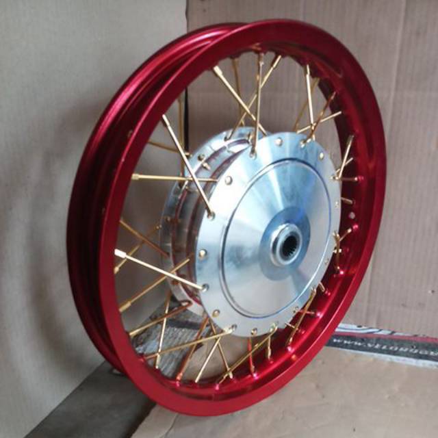 Velg belakang mio  xride xeon soul 110dan 125 siap pasang BAN