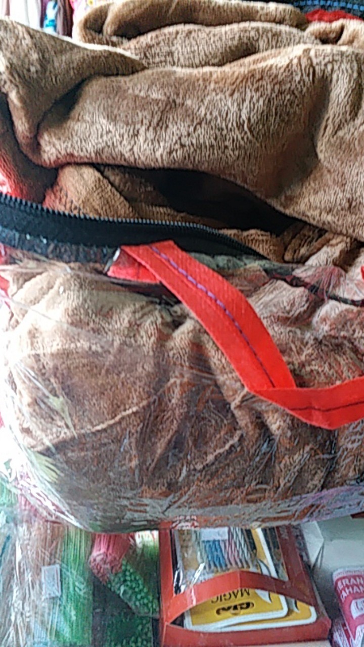 Selimut Bulu Elmore Ukuran 180 X 200