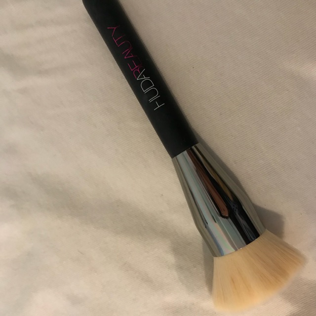 Huda beauty Original foundation brush