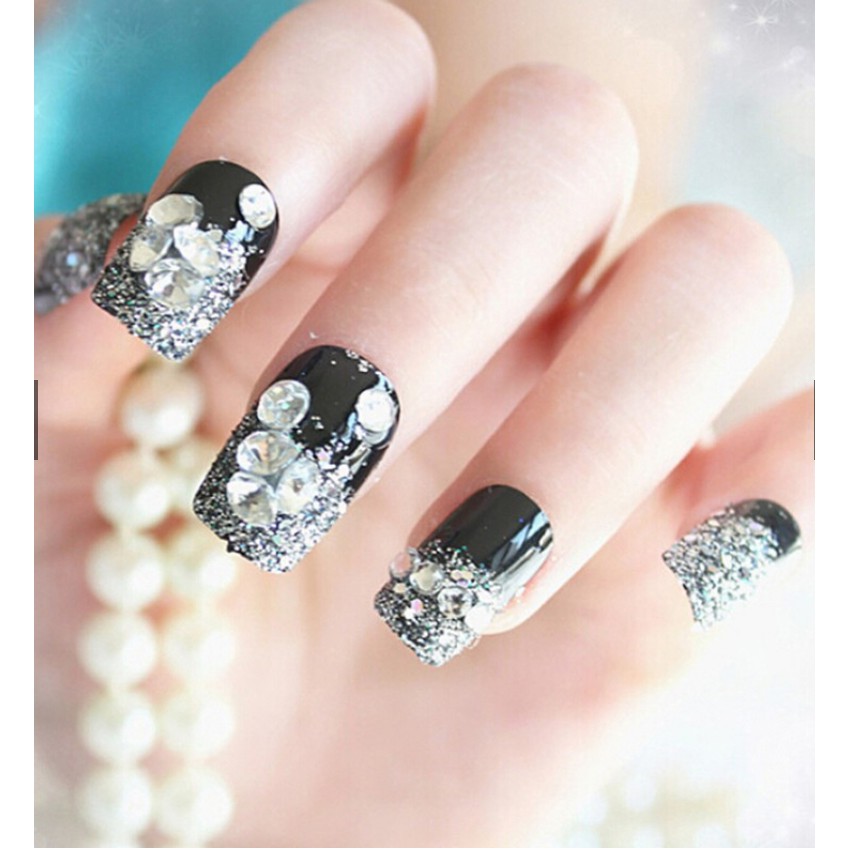 NAIL ART - 24 Pcs kuku warna hitam bergaya metalik u/party