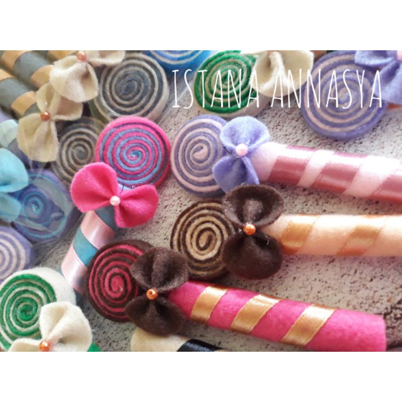 

AMPLOP ANGPAO FLANEL BERBENTUK LOLLIPOP