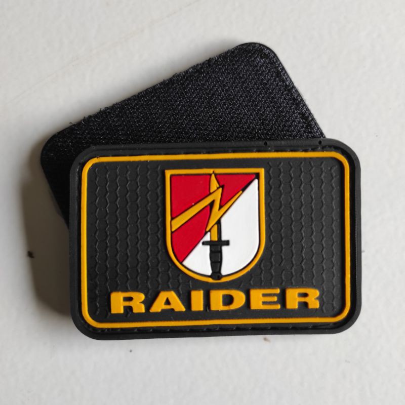 PATCH RUBBER LOGO RAIDER KOTAK/TEMPELAN EMBLEM KARET VELCRO TNI