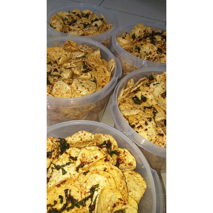 

keripik Ubi balado Daun Jeruk