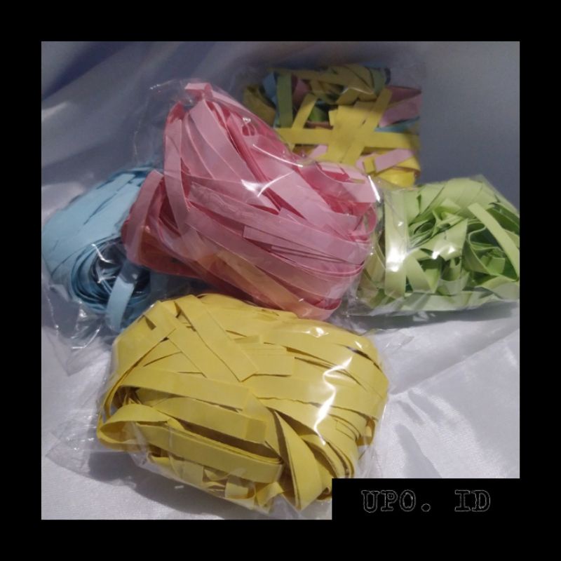 

Kertas cacah serut hampers suwir alas packing Shredder Paper