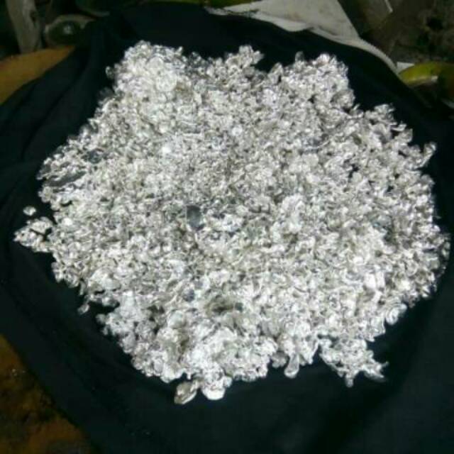 Perak murni kadar 99% untuk bahan