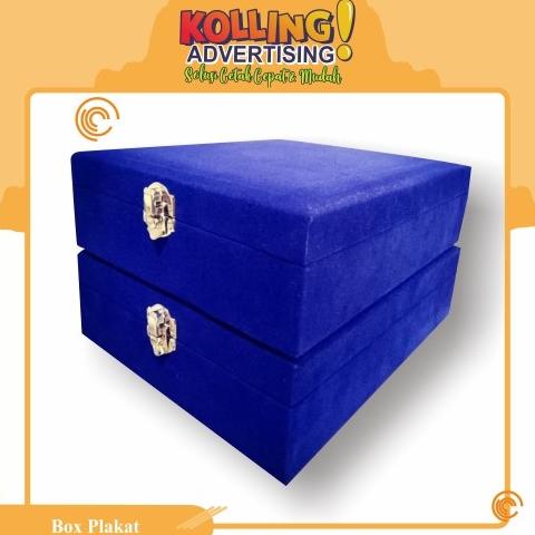 

[COD] Box Bludru Tempat Pehiasan / Box Plakat Akrilik Box Souvenir [COD]