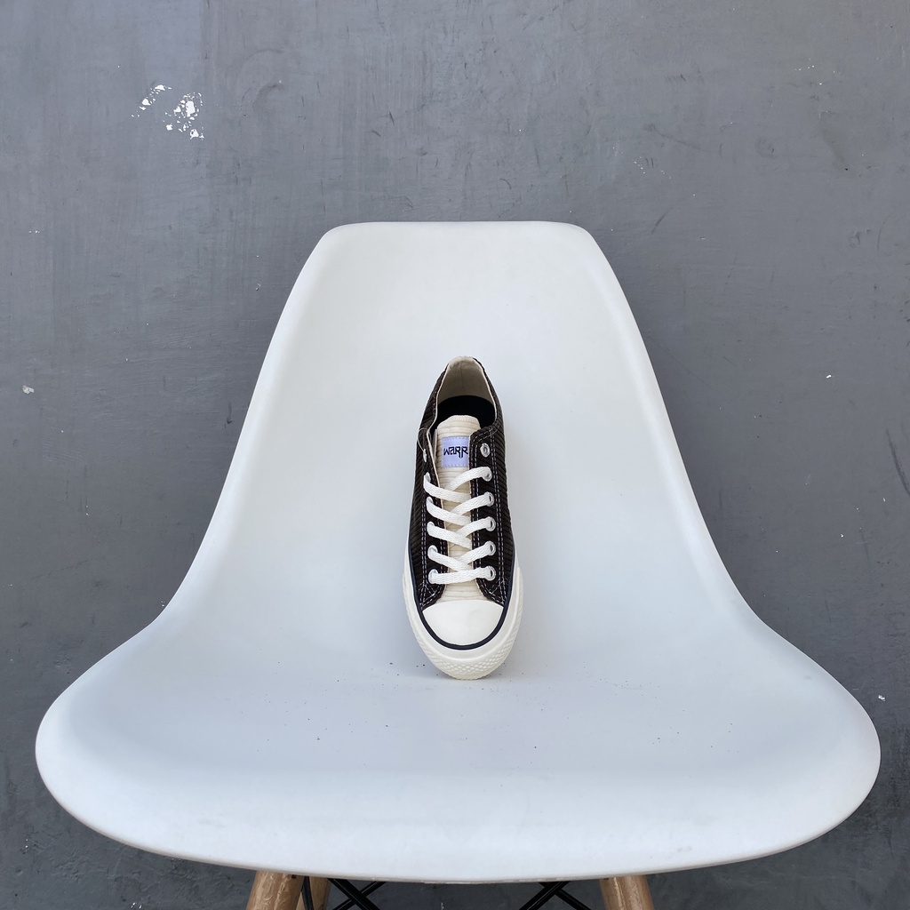 Sepatu Sneakers Warrior Tristan Olive Low