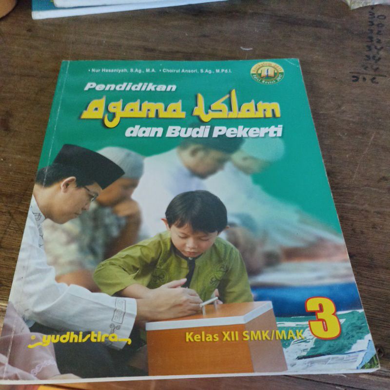Pendidikan agama Islam smk kelas 3 revisi yudhistira