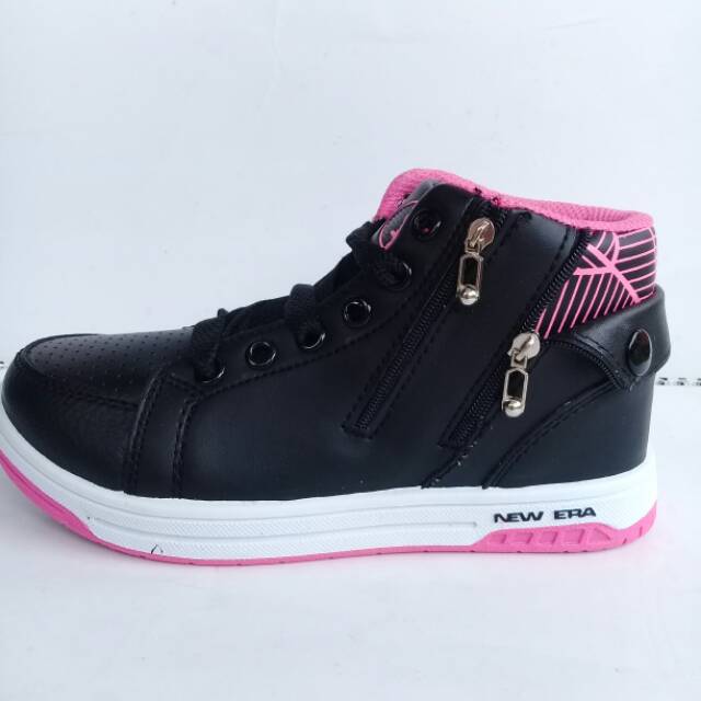 Sepatu anak sekolah NEW ERA TUSCANY hitam putih pink